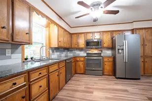 1479 Lockwood St, Stephenville, TX 76401 - Photo 6