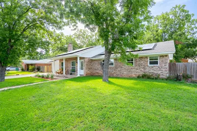 1479 Lockwood Street, Stephenville, TX 76401 - Photo 2