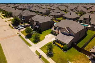 606 Lonesome Dove Dr, Midlothian, TX 76065 - Photo 4
