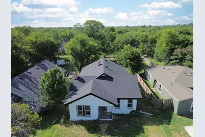 2210 McKenzie Avenue, Waco, TX 76708 - Photo 10