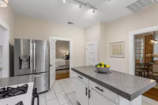 802 Turner Ave, Dallas, TX 75208 - Photo 14