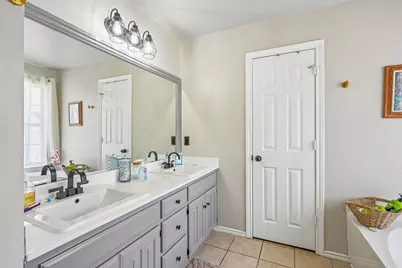 8722 Bayshore Lane, Rowlett, TX 75088 - Photo 20