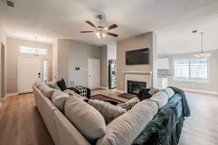 9948 Pack Saddle Trail, Fort Worth, TX 76108 - Photo 4