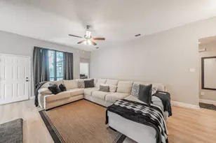 9948 Pack Saddle Trail, Fort Worth, TX 76108 - Photo 6