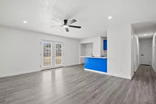 4715 Needle Leaf Ln, Dallas, TX 75236 - Photo 2