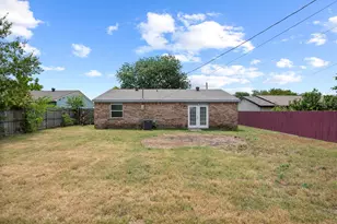 4715 Needle Leaf Ln, Dallas, TX 75236 - Photo 16