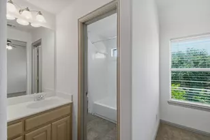 11907 Bamberg Ln, Frisco, TX 75035 - Photo 32