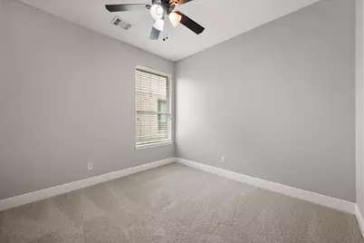 1815 Lakes Edge Boulevard, Mansfield, TX 76063 - Photo 28