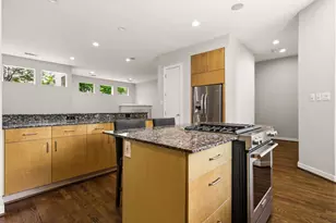 3925 Gilbert Ave, Dallas, TX 75219 - Photo 16