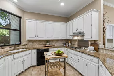 4315 Shadow Glen Drive, Dallas, TX 75287 - Photo 6