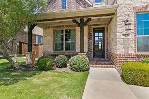 3205 Newsom Ridge Dr, Mansfield, TX 76063 - Photo 2
