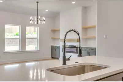 5225 Humbert Avenue, Fort Worth, TX 76107 - Photo 10