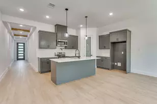 5225 Humbert Ave, Fort Worth, TX 76107 - Photo 4