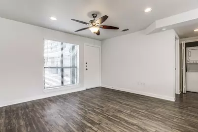 2106 Bennett Avenue #209, Dallas, TX 75206 - Photo 2