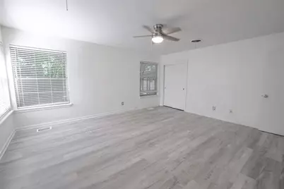 8301 Llano Avenue, Benbrook, TX 76116 - Photo 14