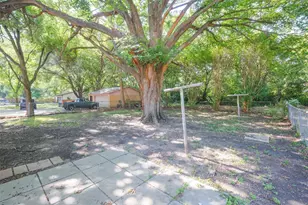 8301 Llano Ave, Benbrook, TX 76116 - Photo 24