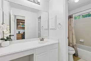 708 Brookwater Dr, McKinney, TX 75071 - Photo 16