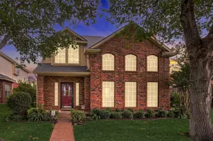 2740 Summertree Dr, Carrollton, TX 75006 - Photo 2