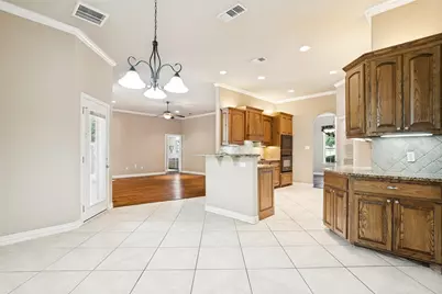 8501 Ormond Court, Granbury, TX 76049 - Photo 12