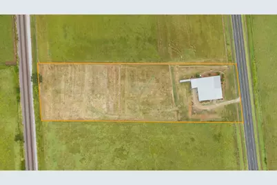 8667 Us-377, Collinsville, TX 76233 - Photo 2