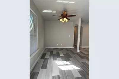 729 E Brown Street #B, Cleburne, TX 76031 - Photo 10