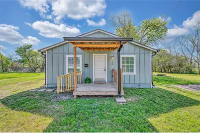 924 Gurley Lane, Waco, TX 76706 - Photo 1