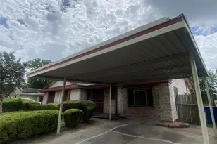 3420 Pacesetter Dr, Dallas, TX 75241 - Photo 2