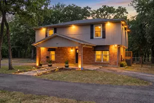 301 Co Rd 3418, Bridgeport, TX 76426 - Photo 1