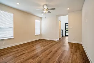 10950 Downy Cup Dr, Frisco, TX 75035 - Photo 4