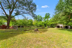 400 S McKinney St, Mexia, TX 76667 - Photo 28