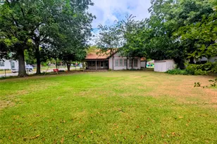 1000 N Morris St, Gainesville, TX 76240 - Photo 32