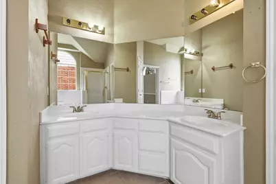 1229 Sam Dennis Drive, Lewisville, TX 75077 - Photo 24