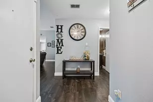 5751 Hunters Bend Ln, Dallas, TX 75249 - Photo 2
