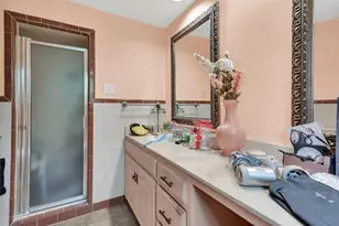 703 N Holly Ave, Sherman, TX 75092 - Photo 18