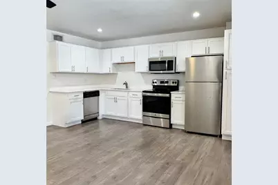 5010 San Jacinto Street #204, Dallas, TX 75206 - Photo 2