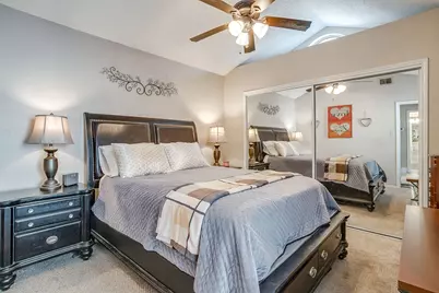 1430 Meadowood Village Drive, Fort Worth, TX 76120 - Photo 4