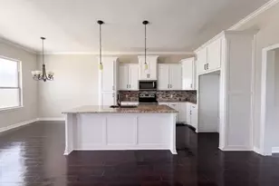 8580 Cedar Creek Ln, Greenville, TX 75402 - Photo 2