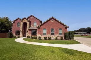 8580 Cedar Creek Ln, Greenville, TX 75402 - Photo 1