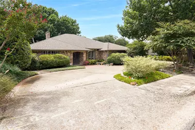 7009 Spanky Branch Drive, Dallas, TX 75248 - Photo 2