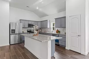 3830 McDougal St, Greenville, TX 75401 - Photo 4
