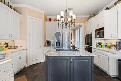5932 Riverbend Place, Fort Worth, TX 76112 - Photo 14