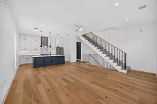 131 Thornton St, Arlington, TX 76013 - Photo 2