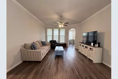 618 E Walcott Street, Pilot Point, TX 76258 - Photo 4