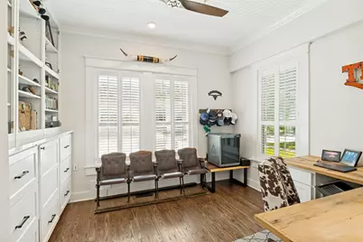 909 Woodlawn Avenue, Dallas, TX 75208 - Photo 10