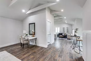 909 Woodlawn Ave, Dallas, TX 75208 - Photo 34