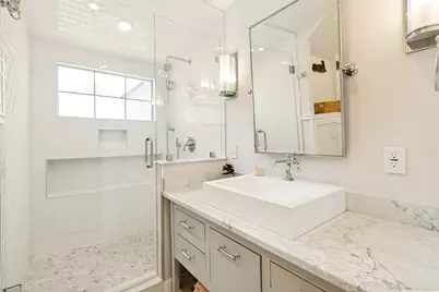 909 Woodlawn Avenue, Dallas, TX 75208 - Photo 24