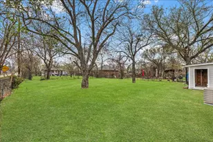 3744 S Hughes Ave, Fort Worth, TX 76119 - Photo 20