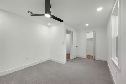 3744 S Hughes Avenue, Fort Worth, TX 76119 - Photo 14