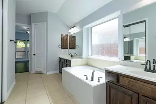 305 Dorset Ct, Roanoke, TX 76262 - Photo 24