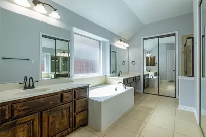 305 Dorset Court, Roanoke, TX 76262 - Photo 22